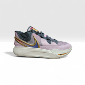 Nike Kyrie Irving 8 Basketball.