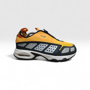 Nike Air Max SNDR in the Canyon Gold.