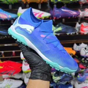 Puma Future 7 Match. Tacos de futbol Sala. Tallas 8.5, 26.5cm