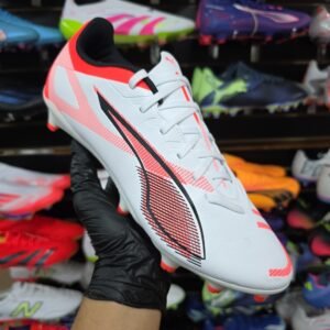 PUMA Ultra 5 Play Tacos de Futbol. Tallas