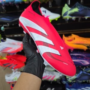 Adidas Predator League. Tacos de futboll. talla 11, 29cm