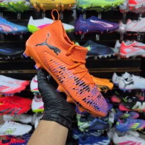 PUMA Future 8 Match Creativity football. Taco de futbol. Talla 6.5, 24.5cm.