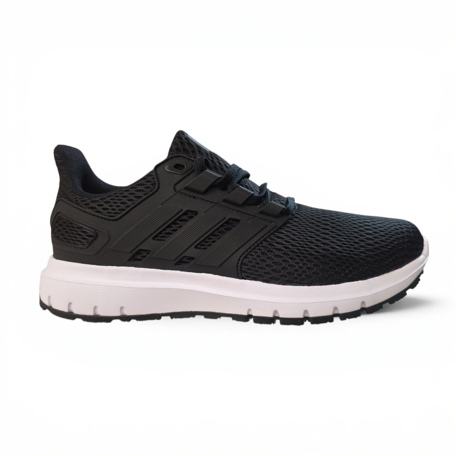 Adidas Ultimashow. Talla 7, 24cm. (Nuevo Americano.