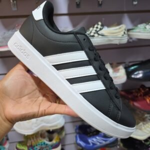 Adidas Grand Court 2.0. Talla 8, 26cm.
