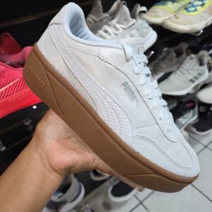 Puma Club II Era Platform. Talla 8.5, 25cm. (Nuevo Americano)