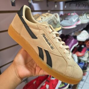 Reebok Club C Grounds. Talla 9, 27cm. (Nuevo Americano)