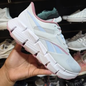 Reebok Zig Dynamica 5. Talla 8.5 25.5cm. (Nuevo Americano)
