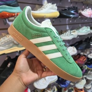 Adidas VL Court 2.0. Talla 10.5, 28.5cm.