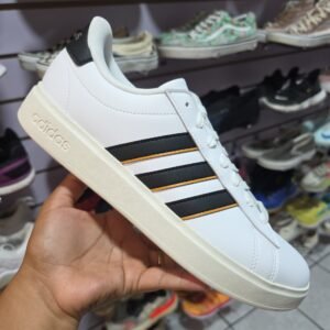 Adidas Grand Court 2.0. Talla 10 28cm.
